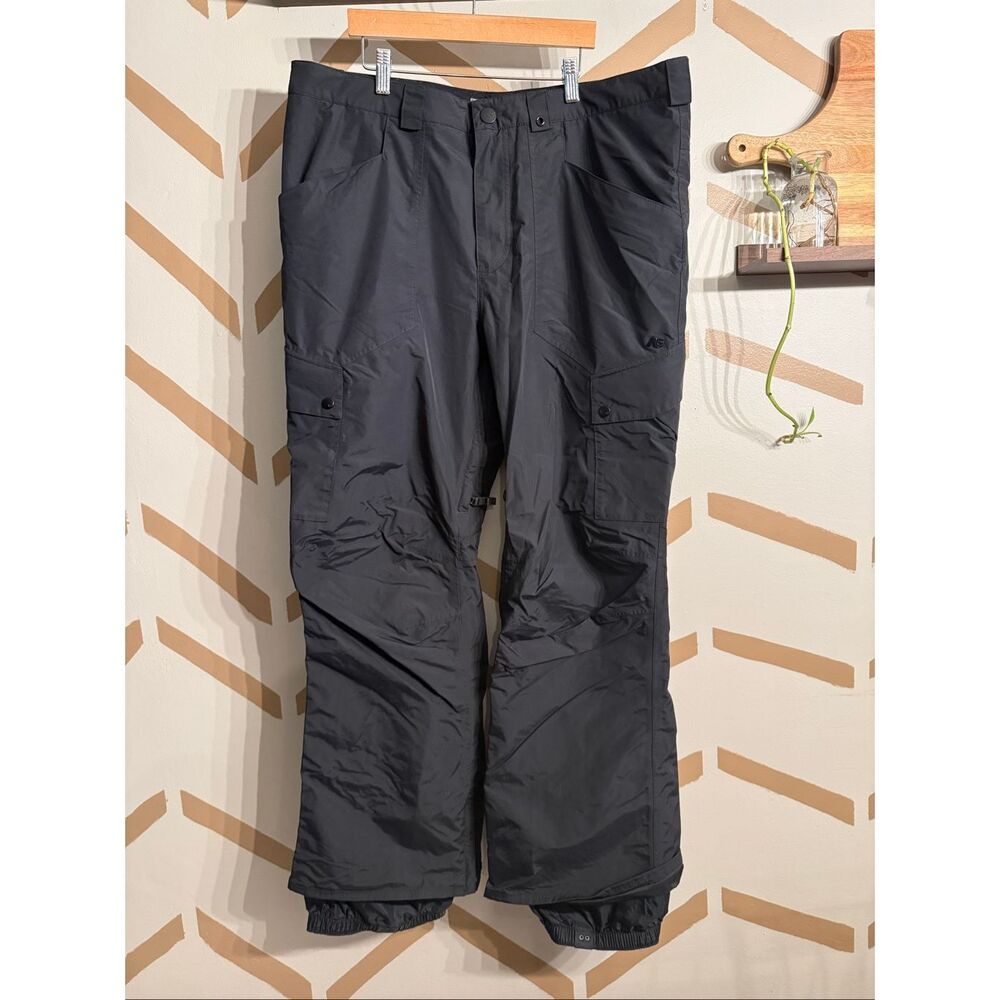 Analog Insulated Black Cargo Pockets Ski Snowboard Snow Pants Size XL